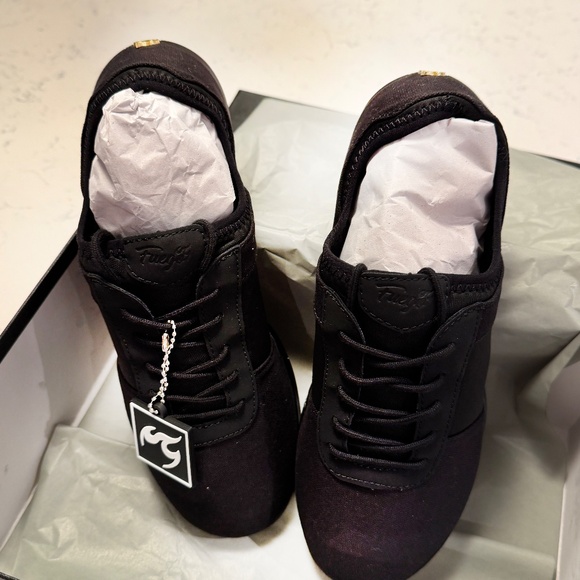 Fuego Dancing Shoes - BRAND NEW - Picture 2 of 4